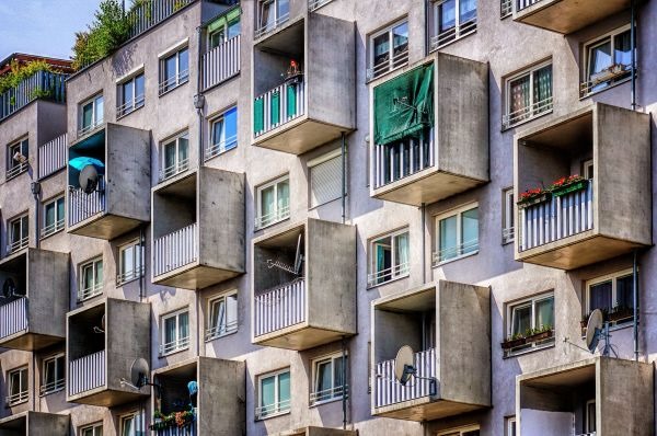 Риелтор Луценко: цены на вторичное жилье будут стоять на месте